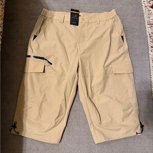 TACVASEN Tactical Cargo Hiking Shorts Khaki | New With Tags | Size 36 / 2XL